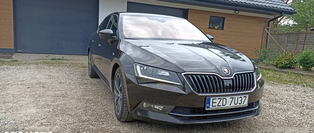 Skoda Superb cena 77000 przebieg: 144000, rok produkcji 2015 z Opole małe 211